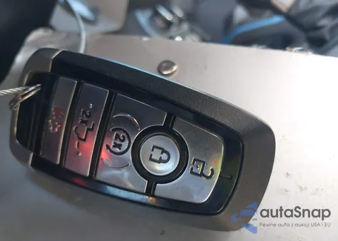 2022 Ford Bronco Black Diamond z USA, uszkodzony, nr VIN 1FMEE5DH3NLB35950